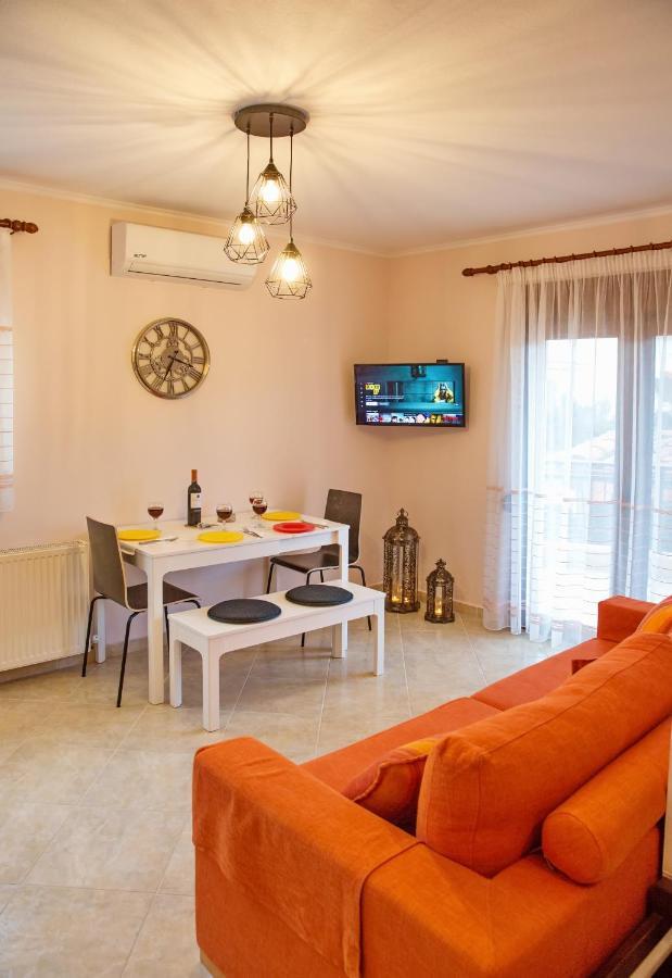 Konstantina & Evgenia Deluxe Apartment Nea Peramos  Luaran gambar