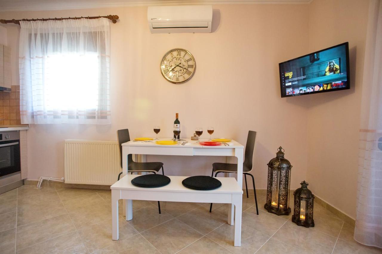 Konstantina & Evgenia Deluxe Apartment Nea Peramos  Luaran gambar